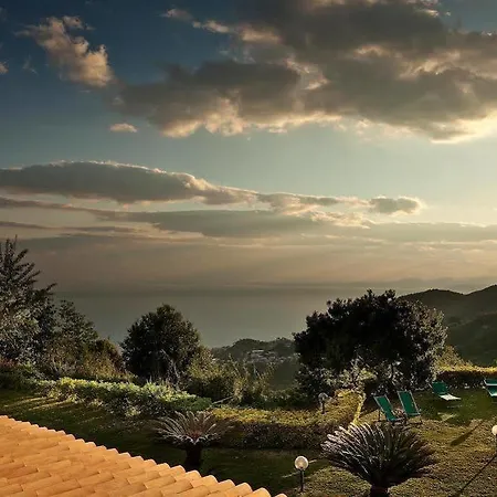 Pera Di Casamicciola Terme