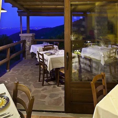 Pera Di Bauernhof *